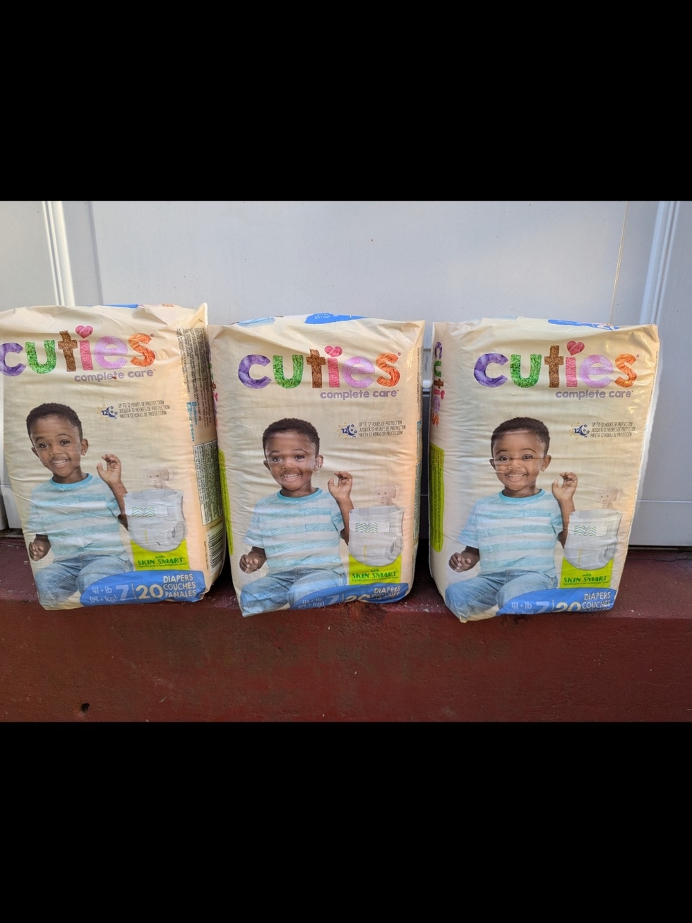 Cuties Size 7 Diapers - Blue & Cream Packaging (3 Packs)